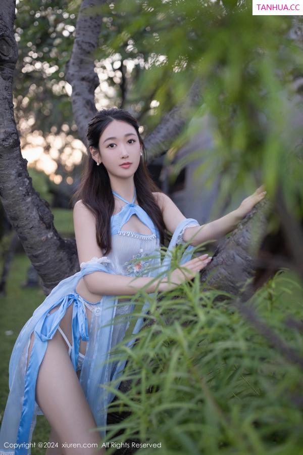 唐安琪  [XiuRen]高清写真图 2024.05.06 No.8492 唐安琪 美腿性感第23张图片